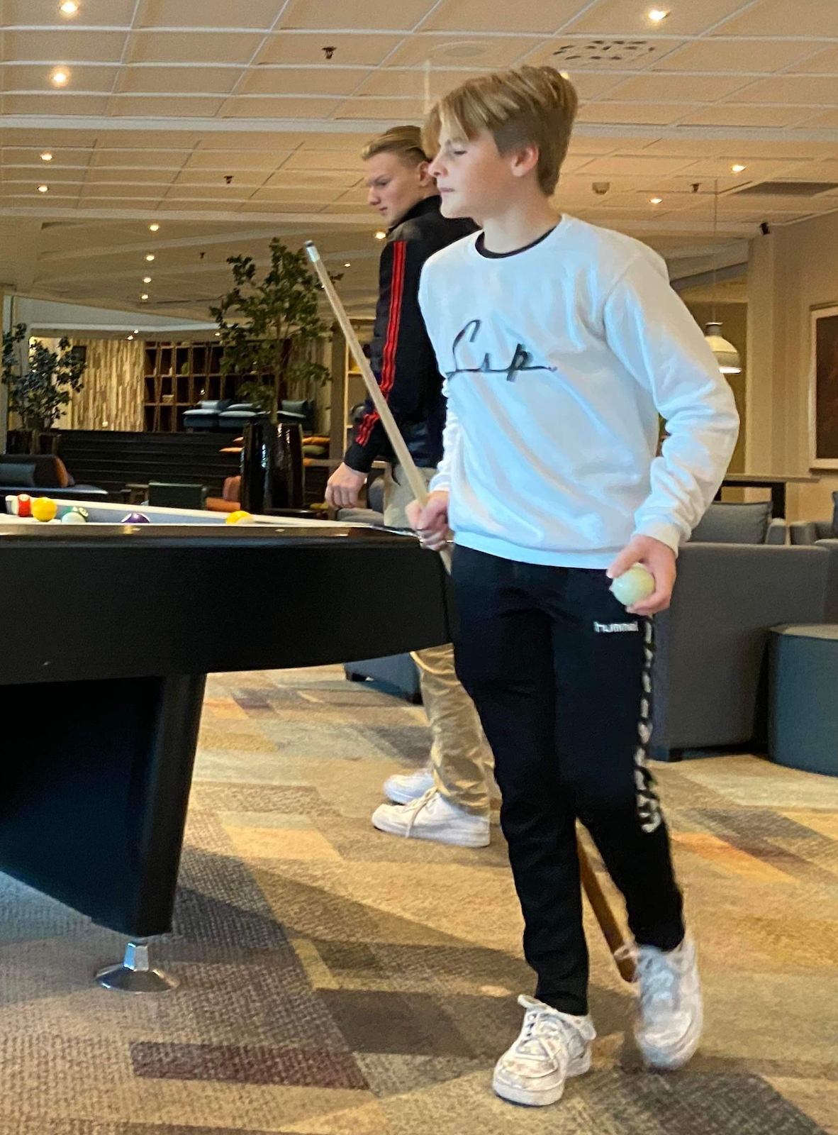 LSP Streetwear Svart på Hvit Crew Neck